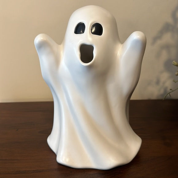 Halloween Stoneware Ghost Beverage Pitcher White - Threshold™ 1280m LAST ONE - Picture 5 of 8